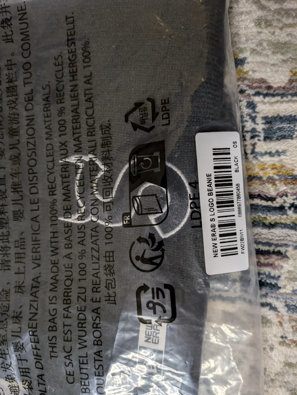 Supreme x New Era S Logo Beanie Black OS FW22 NWT - Picture 3 of 4